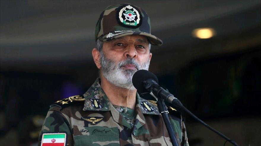 El comandante en jefe del Ejército de Irán, el general de división Abdul Rahim Musavi.