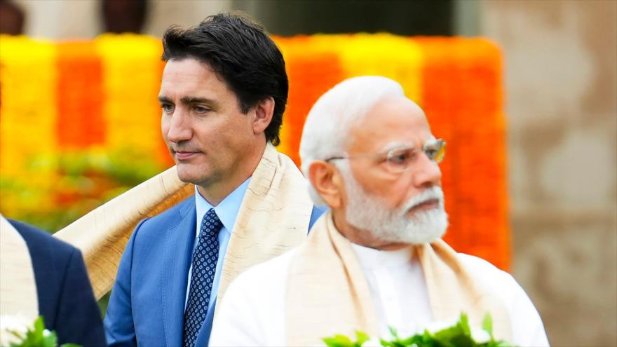 El primer ministro indio, Narendra Modi (izda.), y su homólogo canadiense, Justin Trudeau, en Nueva Delhi. 10 de septiembre de 2023. (Foto: AP)
