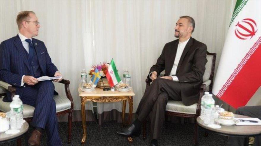 El canciller iraní, Hosein Amir Abdolahian, se reúne con su homólogo sueco, Tobias Billström, en Nueva York, 23 de septiembre de 2023.