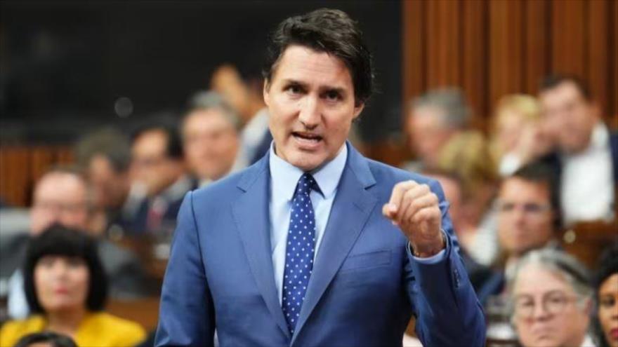 El primer ministro de Canadá, Justin Trudeau, responde a una pregunta en la Cámara de los Comunes en Ottawa, 27 de septiembre de 2023.