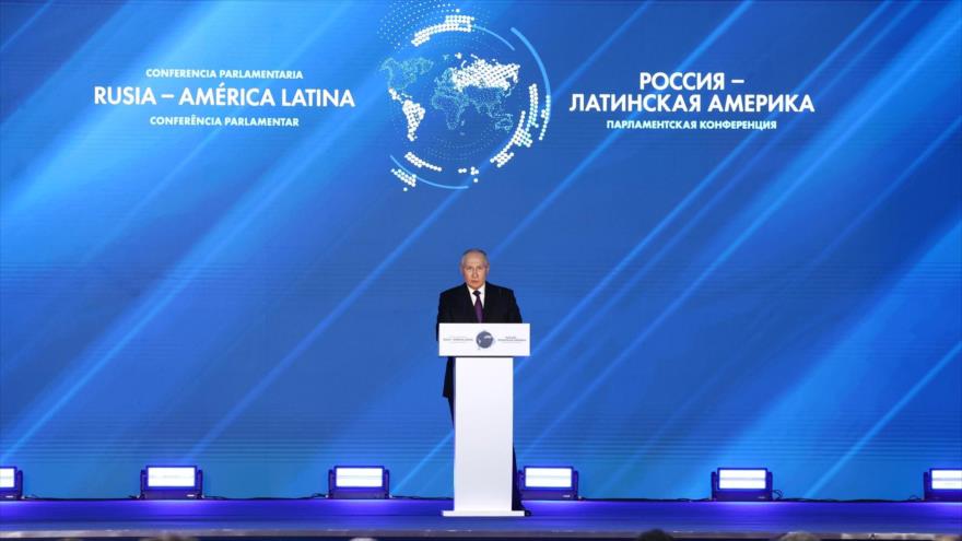 El presidente ruso, Vladimír Putin, habla en la Conferencia Parlamentaria Internacional ‘Rusia–América Latina’, Moscú, 29 de septiembre de 2023.