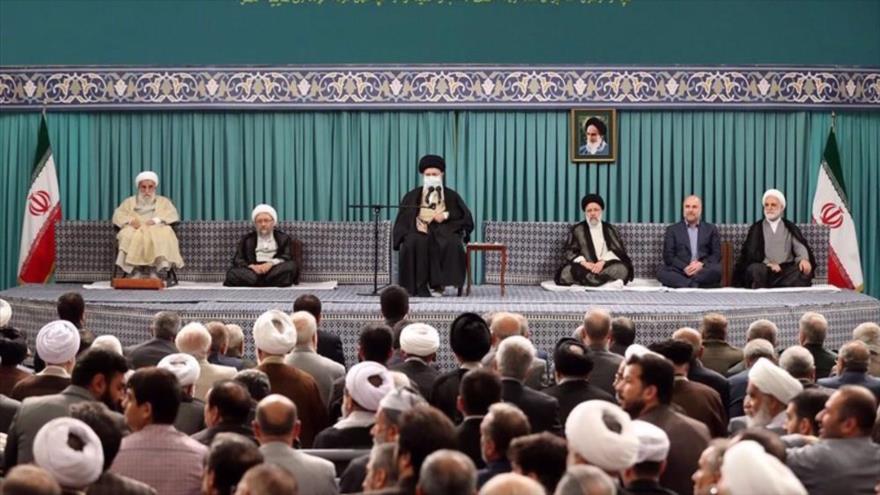 Líder de Irán: Normalizar con Israel es apostar por caballo perdedor