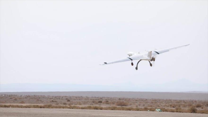 Vídeo: Ejército iraní estrena su nuevo dron en maniobras militares | HISPANTV