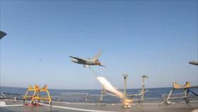 Ejército iraní golpea aviones militares y bases de EEUU en Tel Aviv y EAU