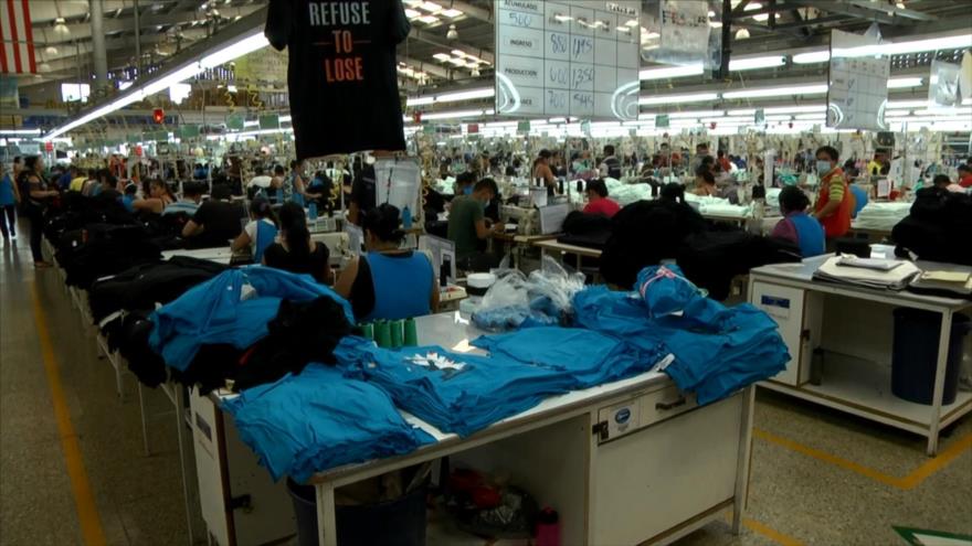 Sindicatos de mujeres en Guatemala discuten mejoras salariales