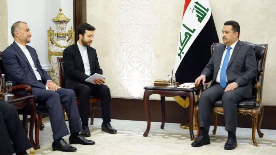 El canciller de Irán, Hosein Amir Abdolahian (izda.), en una reunión con el primer ministro de Irak, Muhamad Shia al-Sudani, Bagdad, Irak, 12 de octubre de 2023.