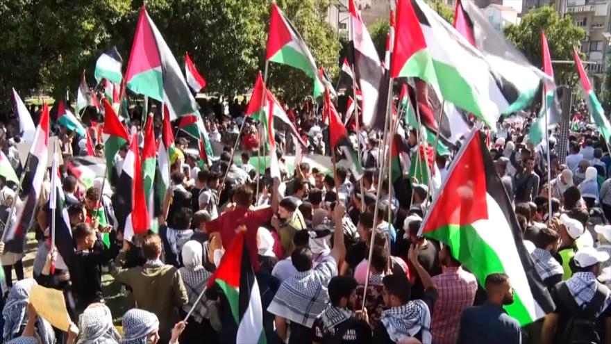 Sirios salieron a calles para expresar su solidaridad con palestinos
