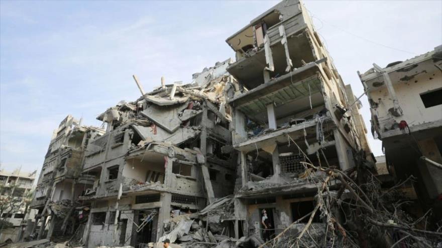 Una vista de los edificios destruidos y los escombros en el barrio de Al-Karama, Gaza, tras de un ataque aéreo, el 11 de octubre de 2023. (Foto; Getty Images)