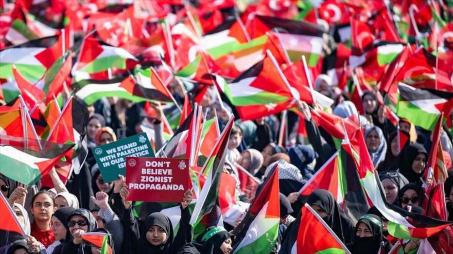 Una vista de la manifestación propalestina en Ámsterdam. 15 de octubre de 2023