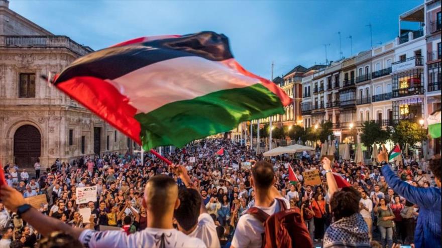 Una vista de la manifestación propalestina en la ciudad de Sevilla, España, 16 de octubre de 2023.