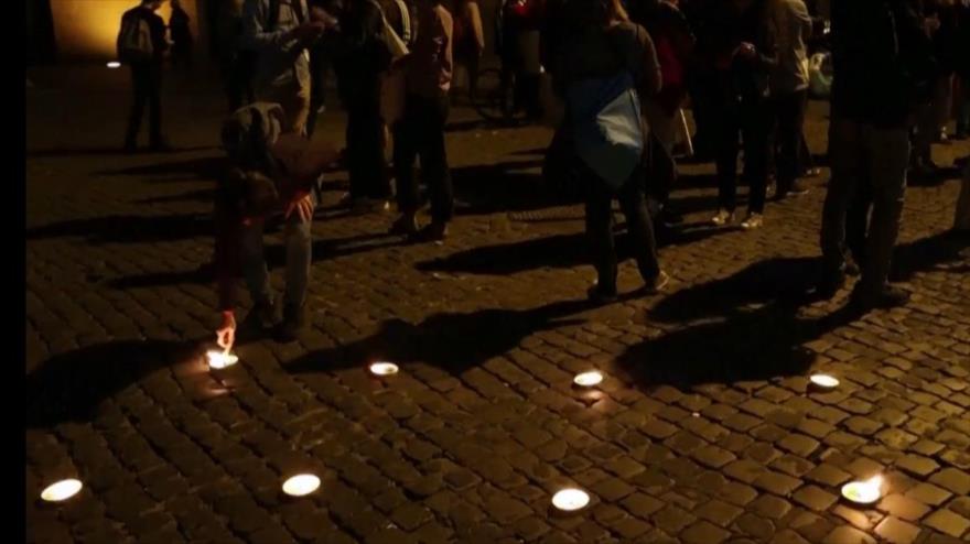 Roma mantiene vigilia por víctimas del ataque al hospital de Gaza | HISPANTV