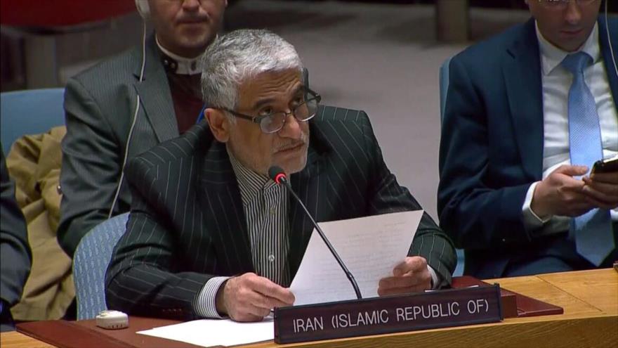 El representante permanente de Irán ante la ONU, Amir Said Iravani, habla en una reunión del organismo.
