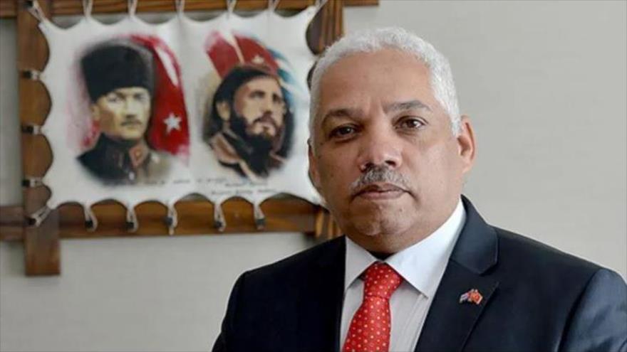 El embajador de Cuba en Irán, Alberto González Casals. 