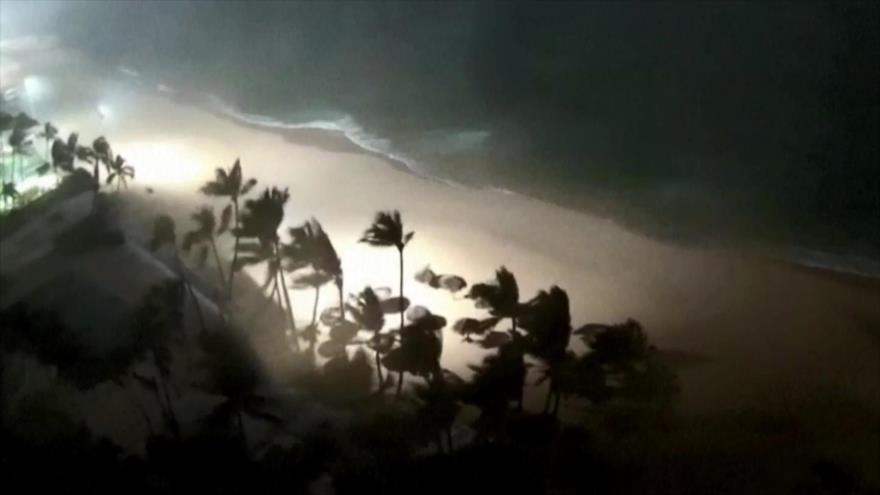 Otis pasó de ser tormenta tropical a devastador huracán categoría 5 