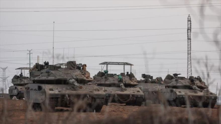 Vídeo: Un tanque israelí ataca un coche civil en Gaza