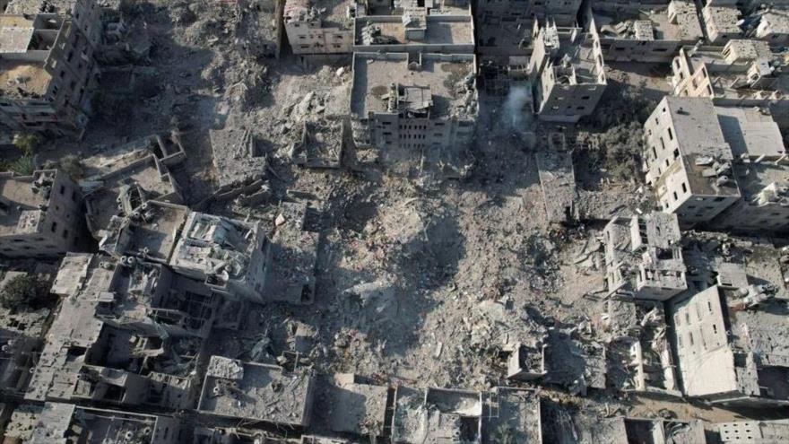 Ruinas de las casas tras un bombardeo del régimen israelí, Franja de Gaza, 2 de noviembre de 2023. (Foto: Reuters)