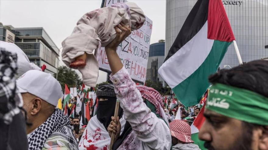 ¡Fuera yankees!: sudafricanos condenan crímenes de EEUU e Israel en Gaza | HISPANTV