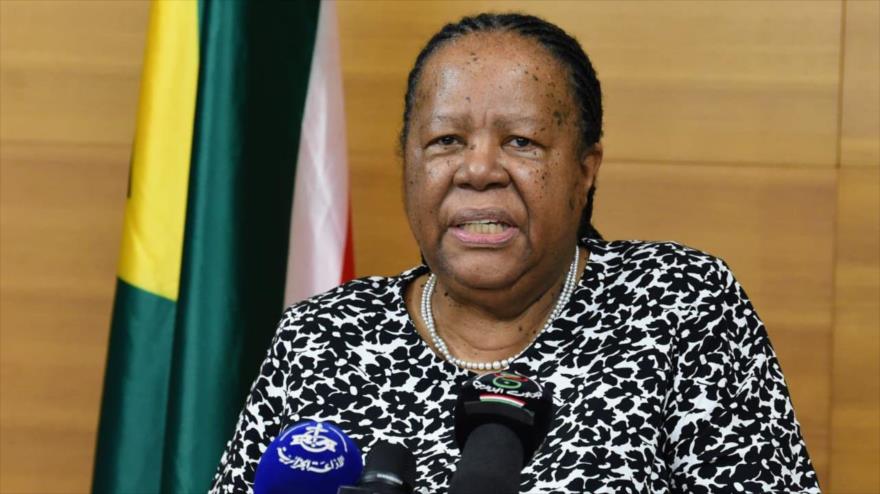 La ministra sudafricana de Relaciones Exteriores y Cooperación, Naledi Pandor.