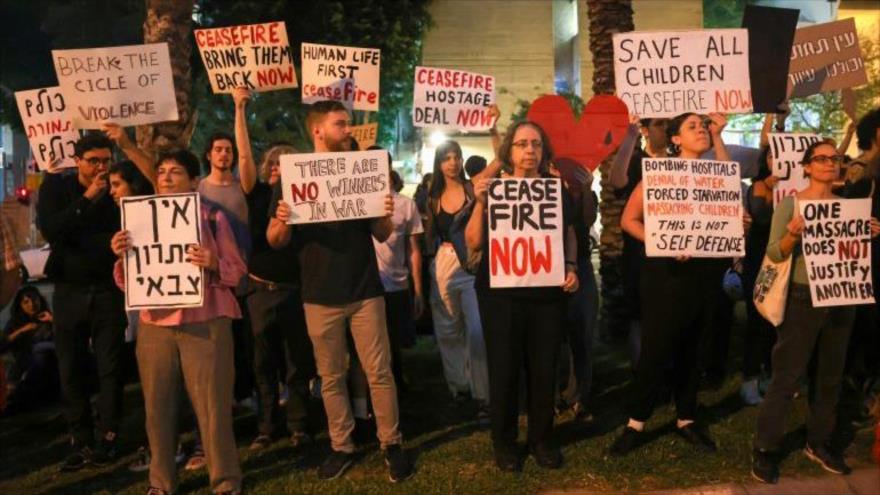 Cientos de manifestantes israelíes piden un alto el fuego en Gaza | HISPANTV