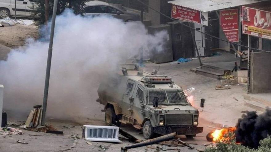 Video: Bomba se detona junto a coche militar israelí en Cisjordania