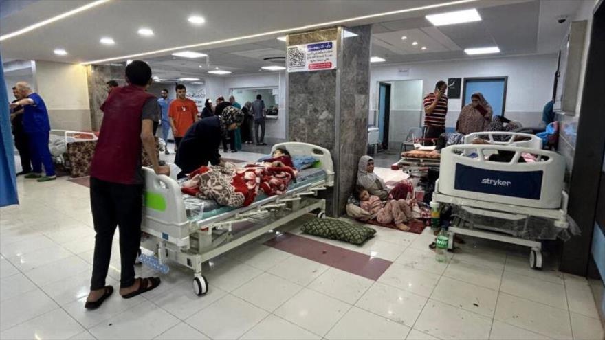 Médicos y pacientes el hospital de Al-Shifa en Gaza, 10 de noviembre de 2023. (Foto: AFP)