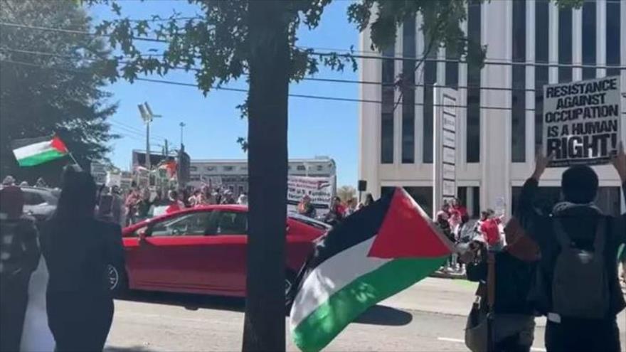 Activistas propalestinos se manifiestan frente al consulado israelí en Atlanta. 9 de octubre de 2023 