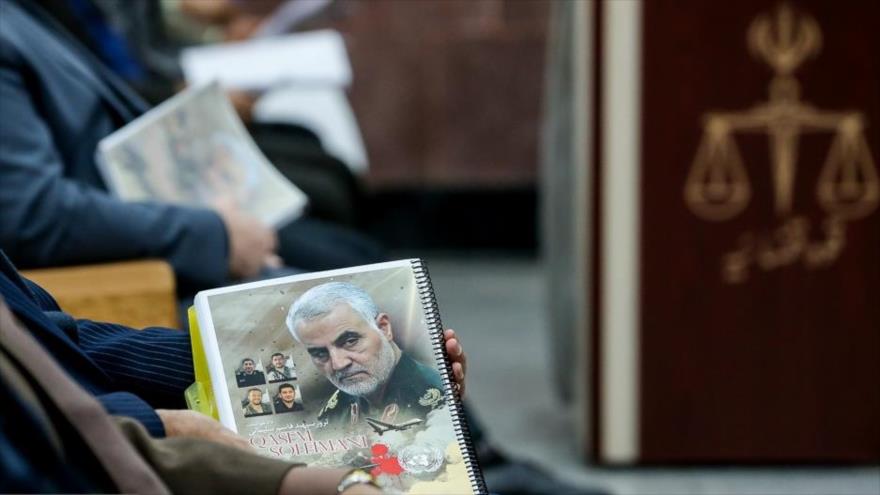 una sesión en una corte iraní sobre el caso del asesinato del general Soleimani por EE.UU.