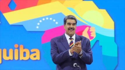 Maduro firma decretos para avanzar en reclamación del Esequibo