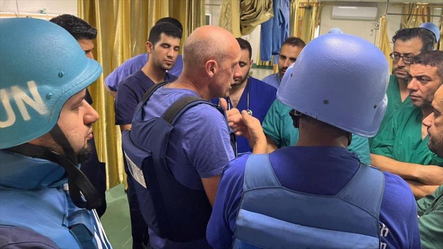 Un equipo de la Organización Mundial de la Salud (OMS) visita el hospital Al-Shifa en Gaza, 18 de noviembre de 2023. (Foto: Reuters)