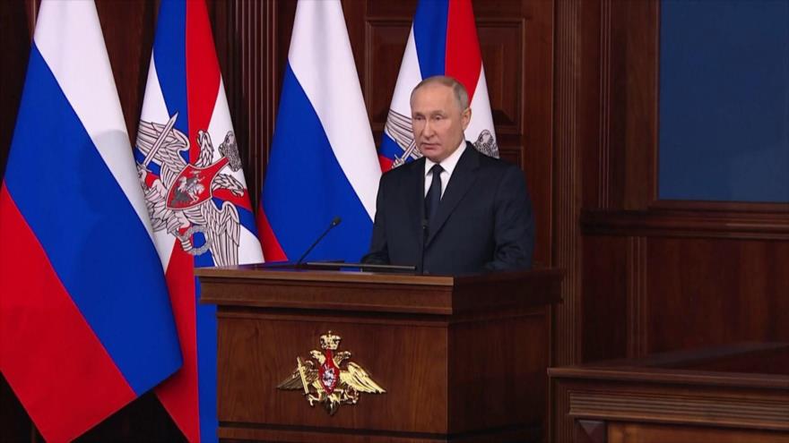 Putin repudia guerra híbrida de países occidentales contra Rusia
