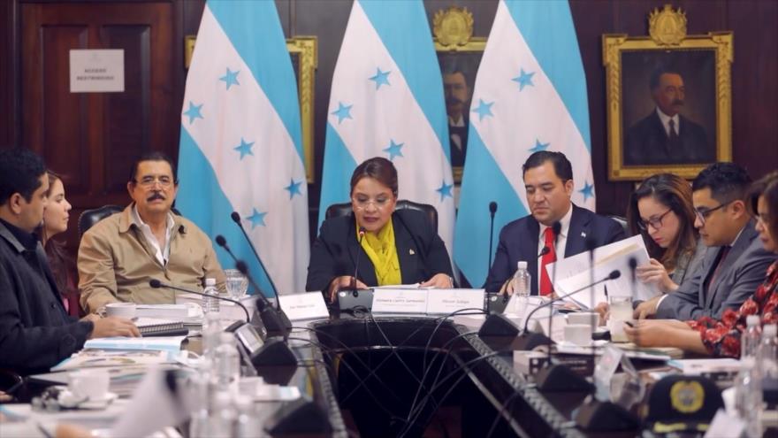 Hondureños piden reforma en gabinete de Xiomara por falta de formación