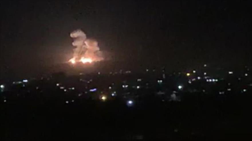 Cohetes impactan en una base de Estados Unidos en Siria. 
