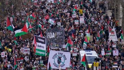 Decenas de miles urgen a Londres a detener envíos de armas a Israel