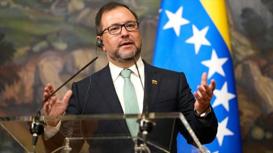 El ministro de Asuntos Exteriores de Venezuela, Yván Gil, en una conferencia de prensa en Moscú, 16 de noviembre de 2023.