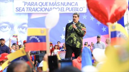 Maduro llama a fortalecer la unidad popular frente a los complots