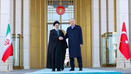 ‘Lazos Irán-Turquía impulsarán la soberanía de ambos países’
