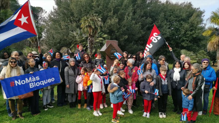 Jornada internacional de caravanas contra el bloqueo de EEUU a