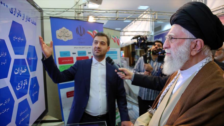 El Líder de Irán visita una explosión de las capacidades científicas e industriales de la República Islámica, Teherán, 29 de enero de 2024. (Foto: Khamenei.ir)