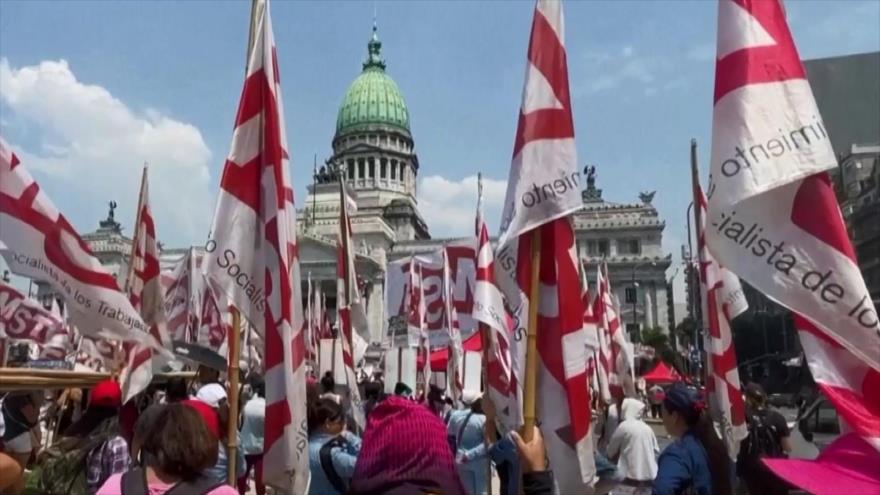 Congreso argentino inicia debate de reformas impulsadas por Milei