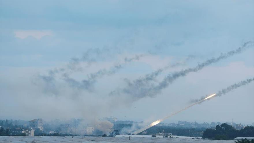 Cohetes lanzados por HAMAS desde Gaza contra los territorios ocupados por Israel, 7 de octubre de 2023. (Foto: Reuters)