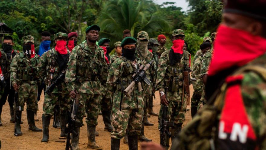 Combatientes del insurgente Ejército de Liberación Nacional (ELN) de Colombia.