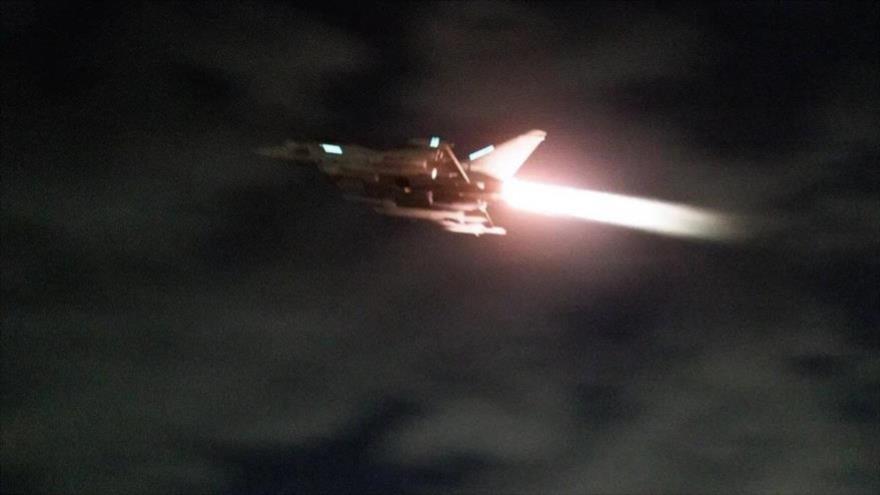 Un avión Typhoon de la RAF despegando para realizar más ataques contra objetivos en Yemen. (Foto: Ministerio de Defensa británico)
