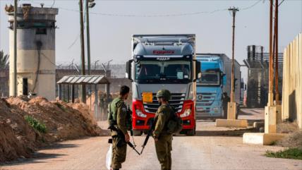 Tel Aviv no permite el despacho de cargamentos de ayuda a Gaza