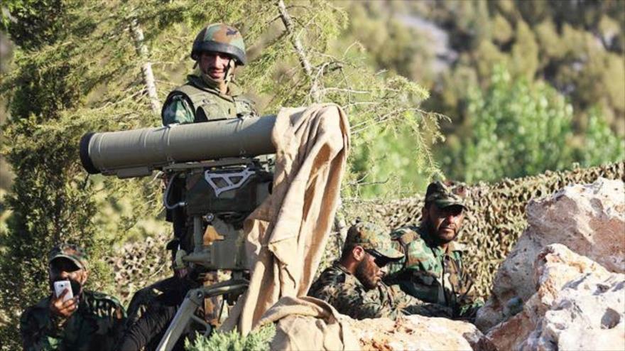 Combatientes de Hezbolá en la aldea de Khiam en el sur del Líbano. (Foto: AFP)