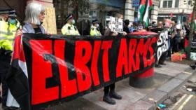Activistas británicos protestan para bloquear maquinaria de guerra israelí