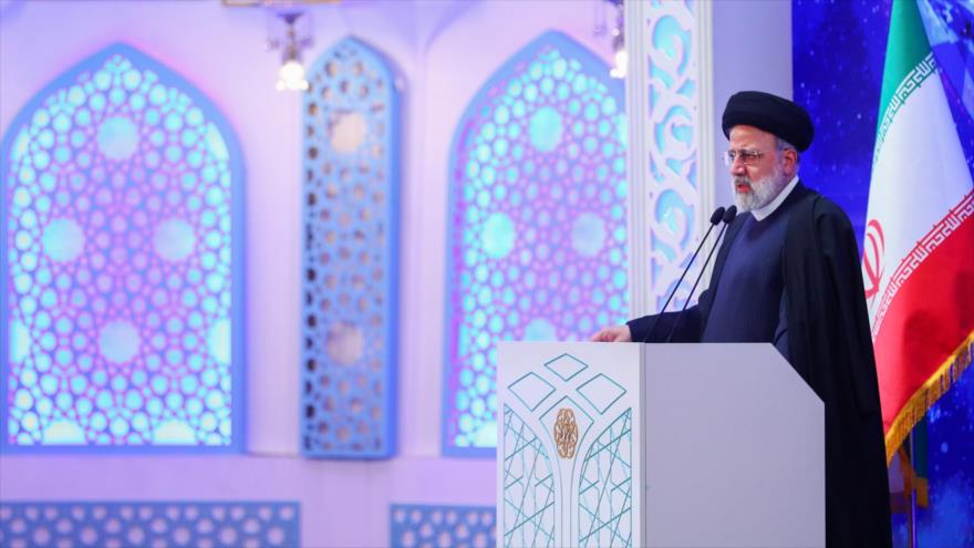 El presidente de Irán, Seyed Ebrahim Raisi, en la ceremonia de clausura del 40 Concurso Internacional del Sagrado Corán. 22 de febrero de 2024 