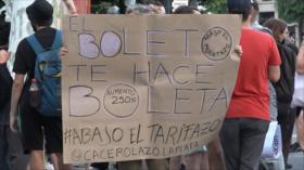 Argentinos protestan contra el precio del trasporte