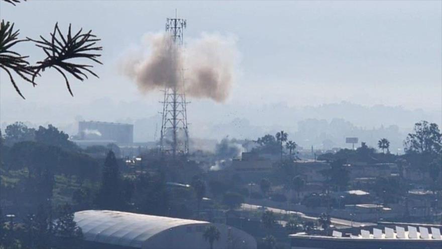 Un ataque del movimiento de la Resistencia libanés Hezbolá contra el cuartel militar israelí en el asentamiento de Kiryat Shmona.