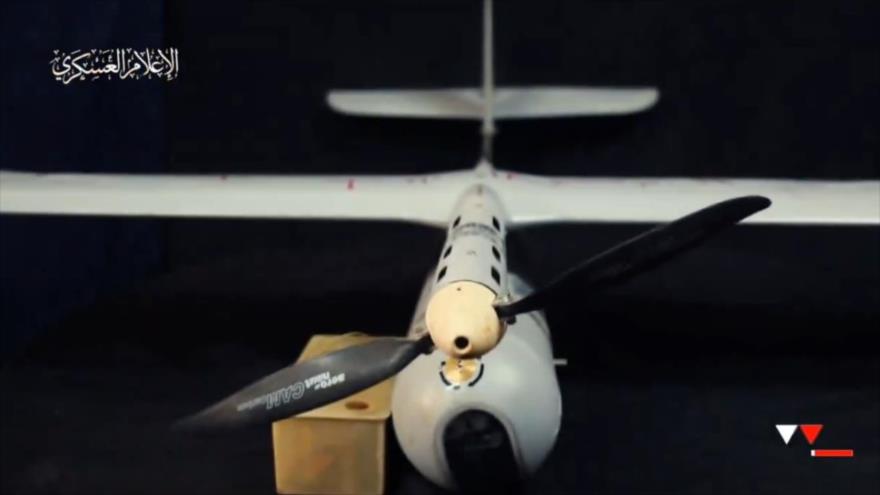 Un dron Skylark israelí capturao por los combatientes palestinos de las Brigadas Ezzedin Al-Qasam en gaza, 3 de marzo de 2024.
