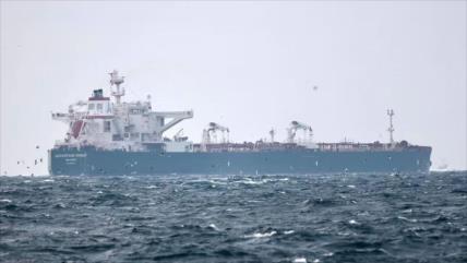 Irán confisca petróleo de un buque estadounidense por orden judicial